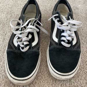 Black old skool Vans